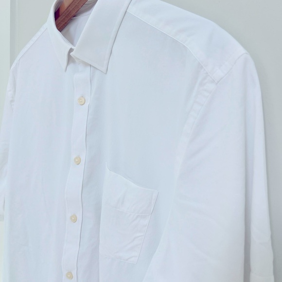 UnTuckit Men’s Performance Short-Sleeve Gironde Shirt White - Picture 2 of 5